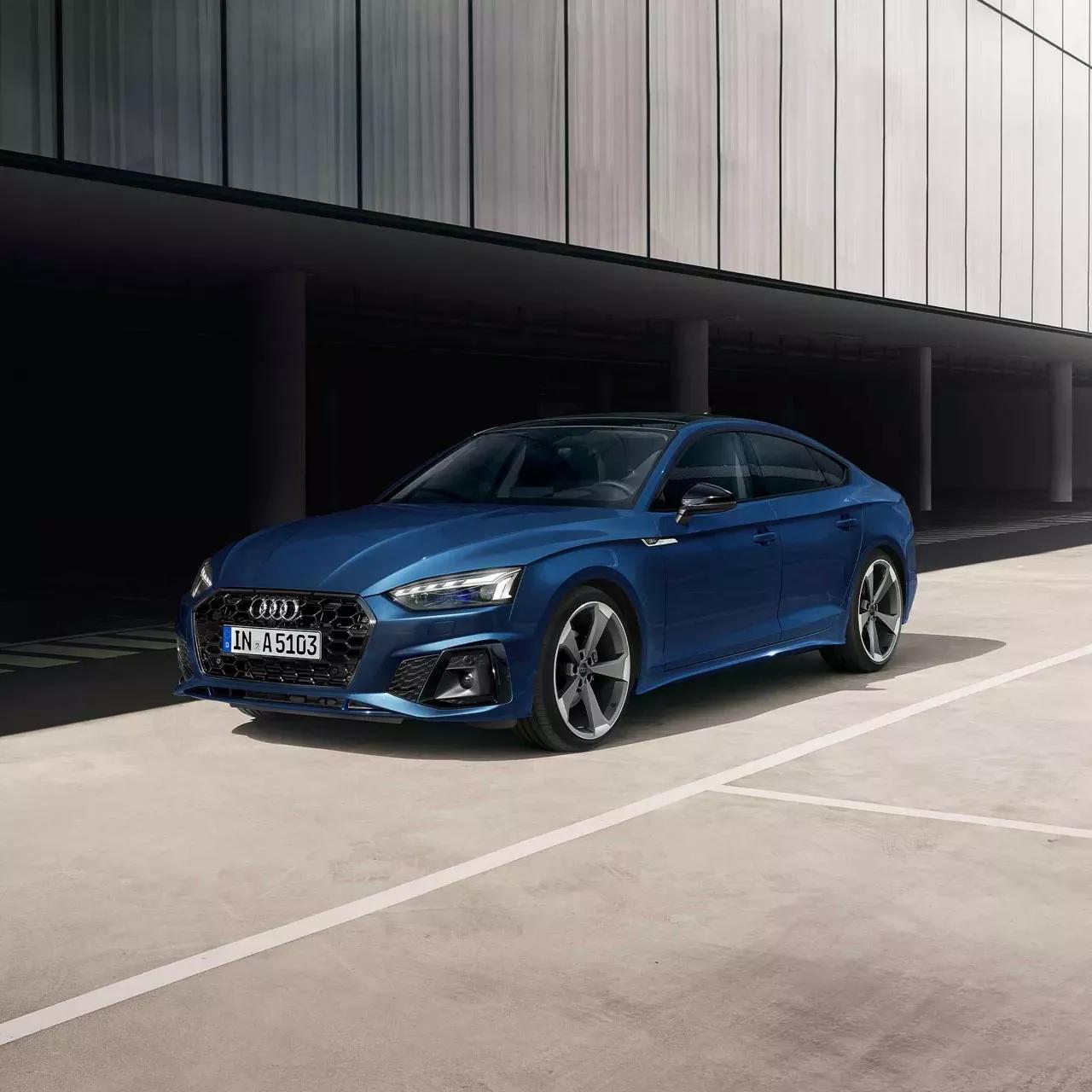 audi a5 exterieur blauw