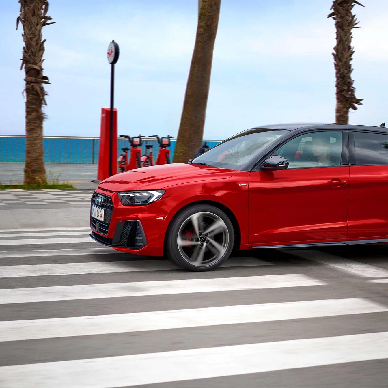 Audi A1 exterieur rood zijaanzicht