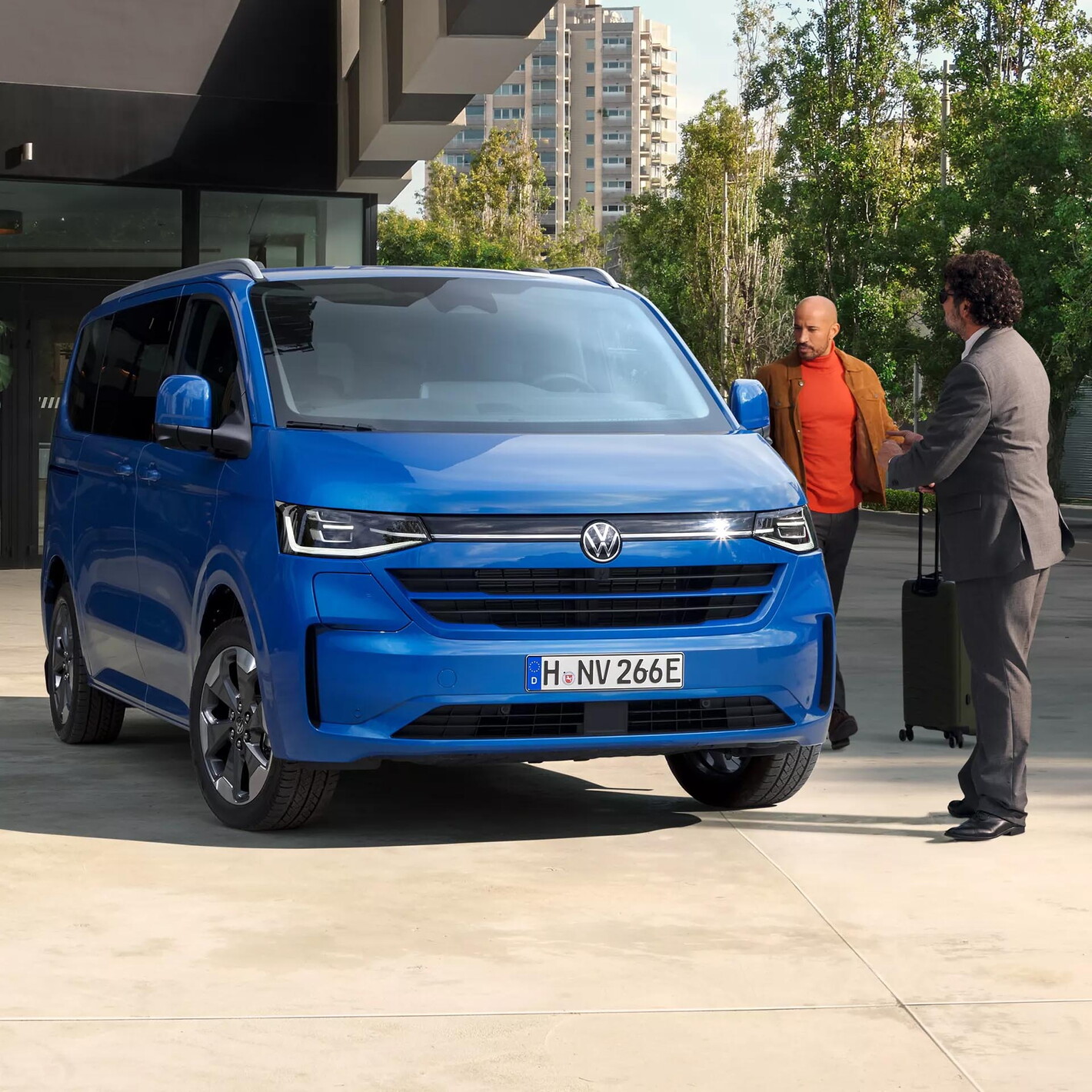 Volkswagen bedrijfsvoertuigen blauwe caravelle 