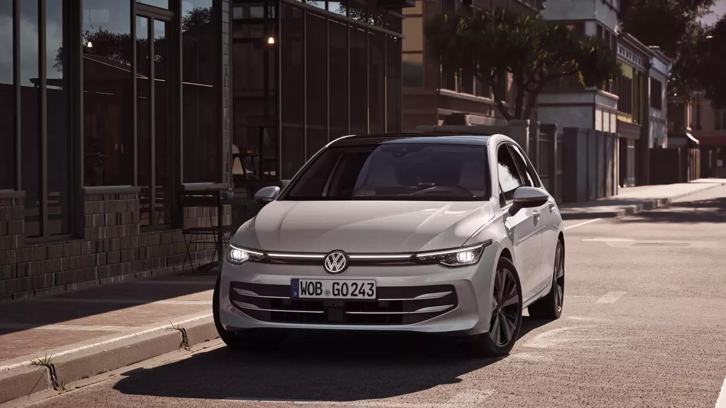 Grijze Volkswagen Golf