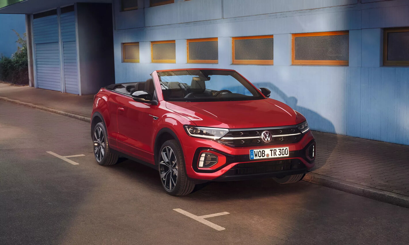rode Volkswagen T-Roc cabrio